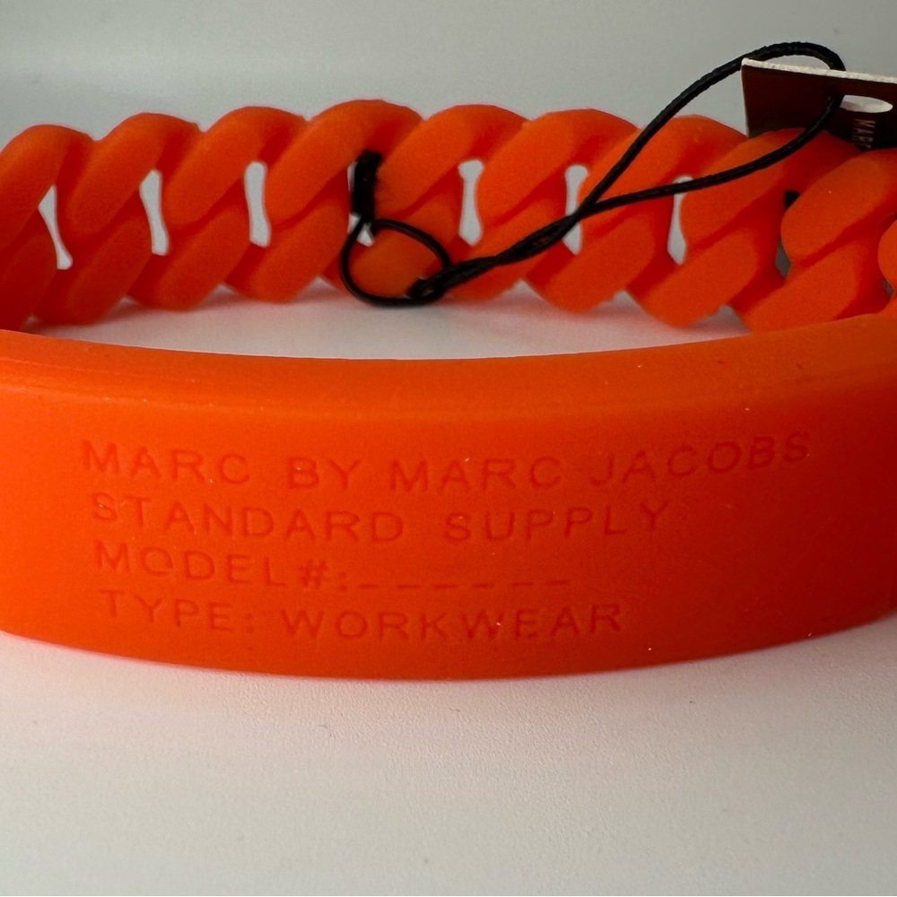 Marc By Marc Jacobs Orange braided Silicone Bracelet NWT - Picture 3 of 5
